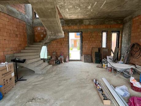 5 otaqlı həyət evi/bağ evi - Yasamal r. - 150 m²