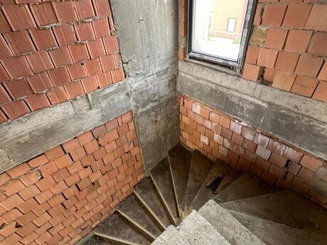 5 otaqlı həyət evi/bağ evi - Yasamal r. - 150 m²