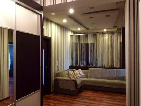 4 otaqlı yeni tikili - 8 Noyabr m. - 125 m²