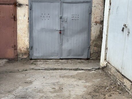 Qaraj - Elmlər Akademiyası m. - 20 m²