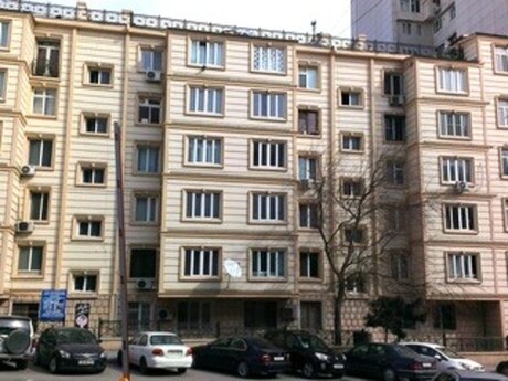 3 otaqlı köhnə tikili - Nizami m. - 75 m²