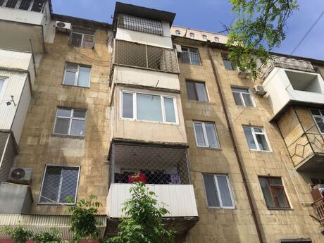 3 otaqlı köhnə tikili - Elmlər Akademiyası m. - 50 m²