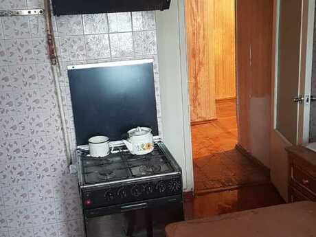 2 otaqlı köhnə tikili - İnşaatçılar m. - 60 m²