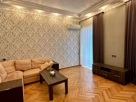 3 otaqlı köhnə tikili - Bayıl q. - 85 m²