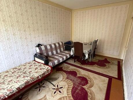 2 otaqlı köhnə tikili - İnşaatçılar m. - 60 m²