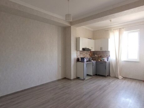 3 otaqlı yeni tikili - Qaraçuxur q. - 70 m²
