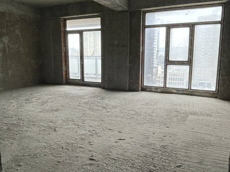 3 otaqlı yeni tikili - Elmlər Akademiyası m. - 186 m²