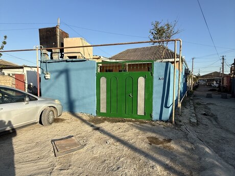 3 otaqlı həyət evi/bağ evi - Sabunçu q. - 100 m²