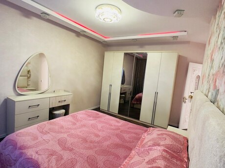3 otaqlı yeni tikili - 8 Noyabr m. - 105 m²