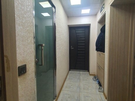 3 otaqlı köhnə tikili - İnşaatçılar m. - 85 m²