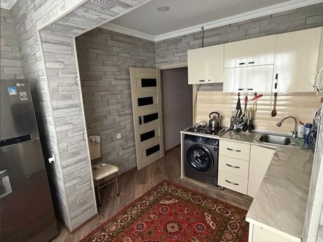 2 otaqlı köhnə tikili - Köhnə Günəşli q. - 65 m²