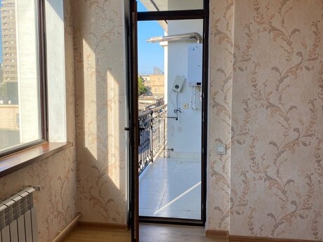 3 otaqlı yeni tikili - 28 May m. - 68 m²