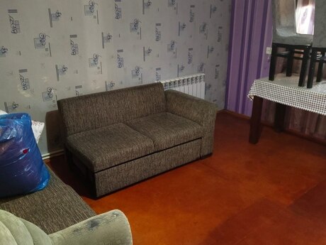2 otaqlı həyət evi/bağ evi - 8 Noyabr m. - 38 m²