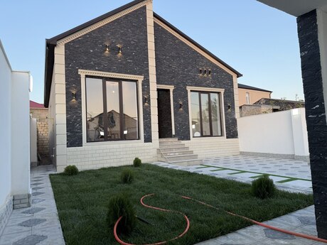 4 otaqlı həyət evi/bağ evi - Saray q. - 100 m²