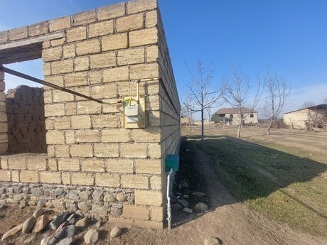 2 otaqlı həyət evi/bağ evi - Samux - 80 m²