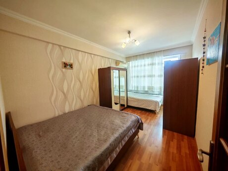 1 otaqlı köhnə tikili - Gənclik m. - 50 m²