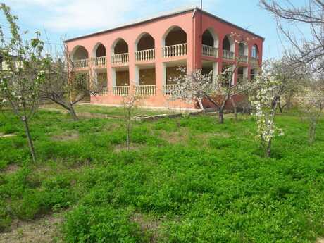 5 otaqlı həyət evi/bağ evi - Görədil q. - 206 m²
