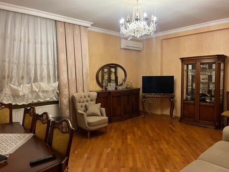 2 otaqlı yeni tikili - Əhmədli q. - 100 m²
