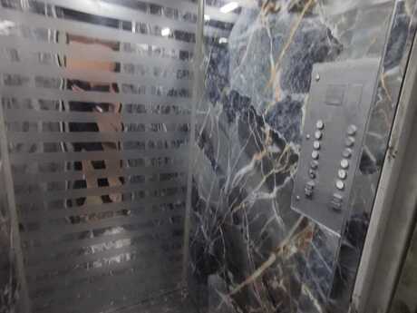 2 otaqlı köhnə tikili - İnşaatçılar m. - 60 m²