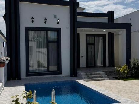 4 otaqlı həyət evi/bağ evi - Şüvəlan q. - 140 m²