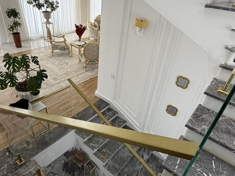 5 otaqlı həyət evi/bağ evi - Şıxov q. - 504 m²