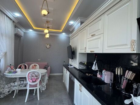2 otaqlı yeni tikili - İnşaatçılar m. - 100 m²