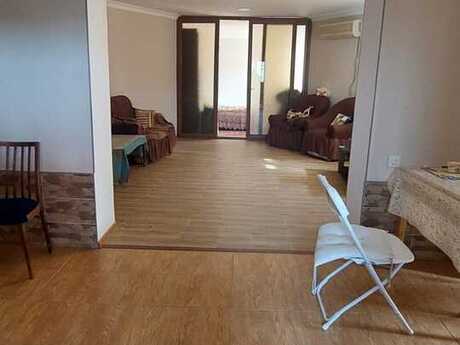 4 otaqlı həyət evi/bağ evi - Səngəçal q. - 150 m²
