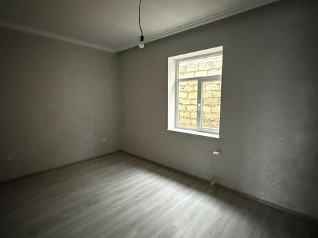 4 otaqlı həyət evi/bağ evi - Binəqədi r. - 110 m²
