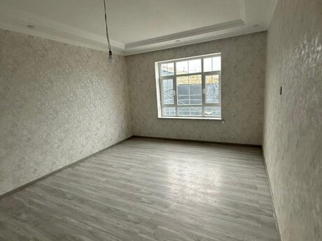 4 otaqlı həyət evi/bağ evi - Binəqədi r. - 110 m²