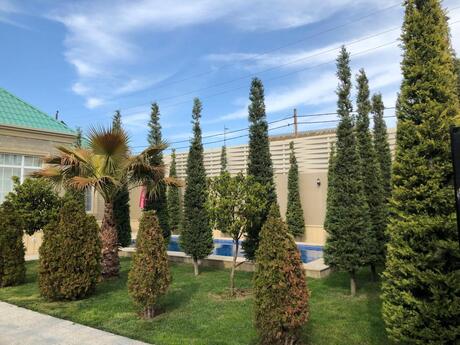 5 otaqlı həyət evi/bağ evi - Mərdəkan q. - 300 m²