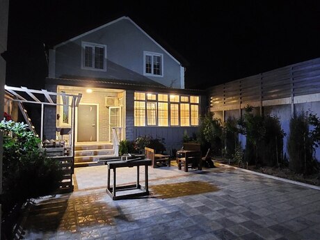 4 otaqlı həyət evi/bağ evi - Hövsan q. - 155 m²