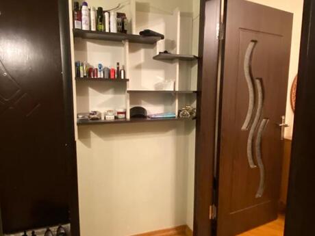 2 otaqlı köhnə tikili - Bakıxanov q. - 60 m²
