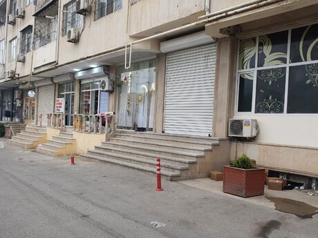 Obyekt - İnşaatçılar m. - 30 m²