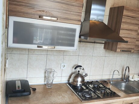 2 otaqlı köhnə tikili - Gənclik m. - 57 m²