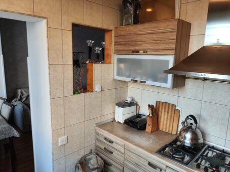 2 otaqlı köhnə tikili - Gənclik m. - 57 m²