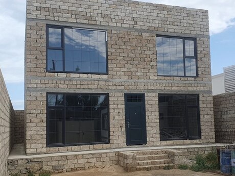 5 otaqlı həyət evi/bağ evi - Mərdəkan q. - 210 m²