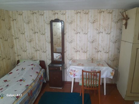 1 otaqlı həyət evi/bağ evi - Bakıxanov q. - 15 m²