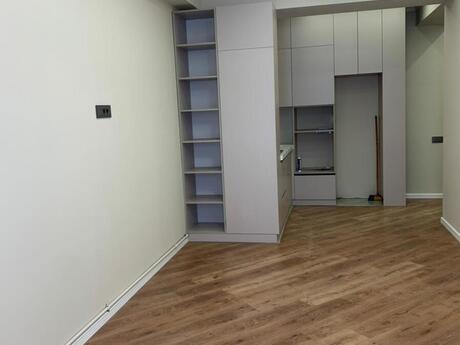 3 otaqlı yeni tikili - İnşaatçılar m. - 80 m²