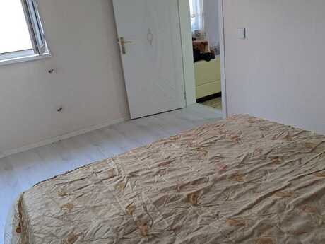 4 otaqlı həyət evi/bağ evi - Saray q. - 61 m²