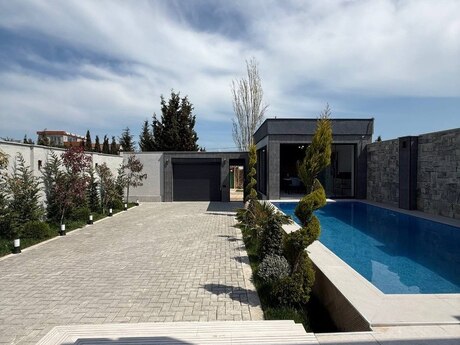 4 otaqlı həyət evi/bağ evi - Mərdəkan q. - 150 m²