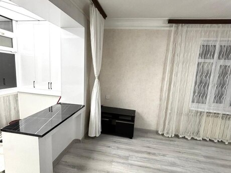 2 otaqlı köhnə tikili - Həzi Aslanov m. - 38 m²