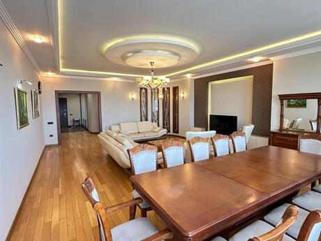 4 otaqlı yeni tikili - Elmlər Akademiyası m. - 200 m²