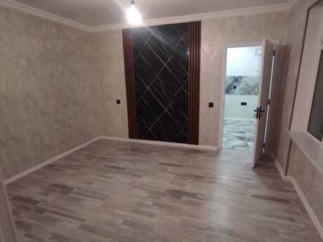 2 otaqlı köhnə tikili - 8-ci mikrorayon q. - 43 m²
