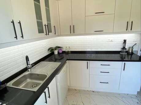 3 otaqlı köhnə tikili - Memar Əcəmi m. - 70 m²