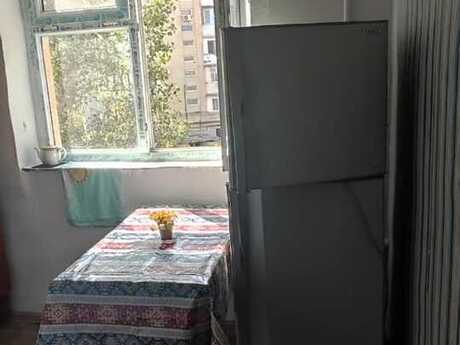 2 otaqlı köhnə tikili - Elmlər Akademiyası m. - 40 m²