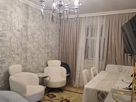 4 otaqlı həyət evi/bağ evi - Saray q. - 100 m²