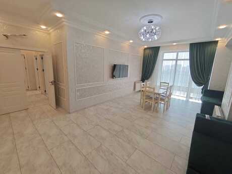 3 otaqlı yeni tikili - 8 Noyabr m. - 145 m²