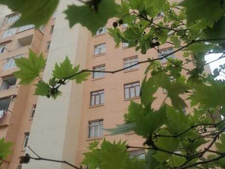 2 otaqlı köhnə tikili - Yeni Günəşli q. - 59.9 m²