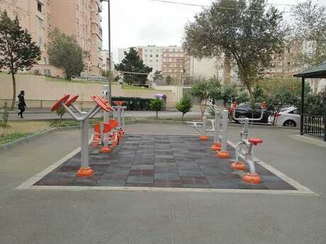 2 otaqlı köhnə tikili - Yeni Günəşli q. - 59.9 m²
