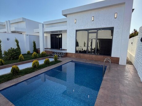 4 otaqlı həyət evi/bağ evi - Mərdəkan q. - 170 m²
